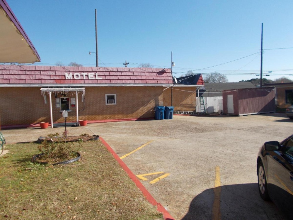 Hillside Motel Image 19