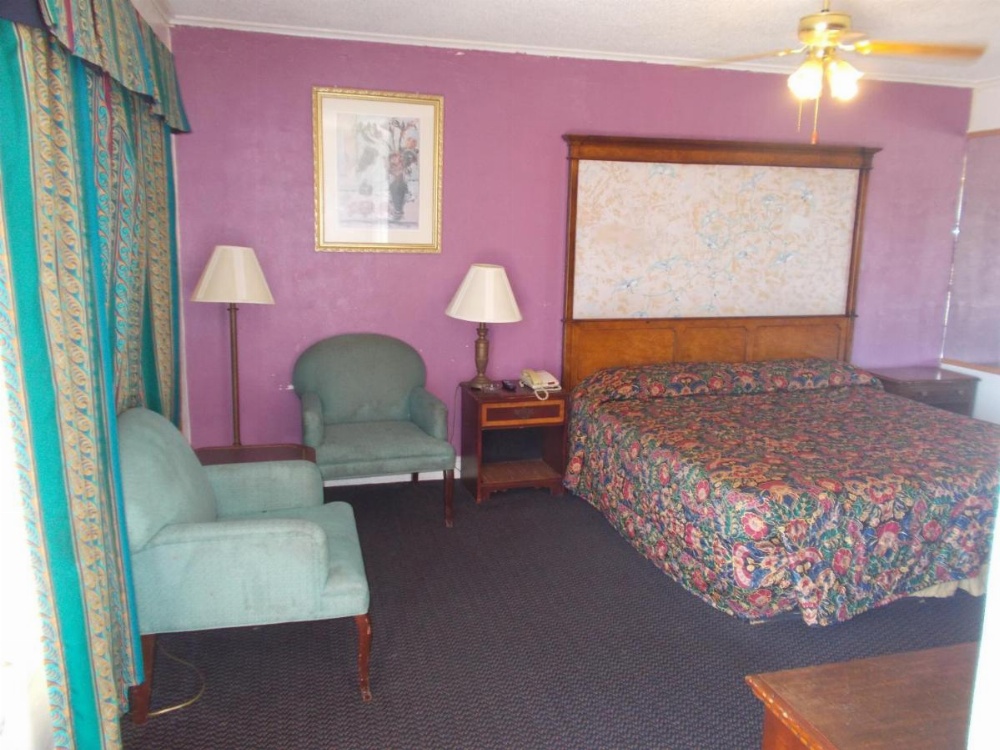 Hillside Motel Image 6